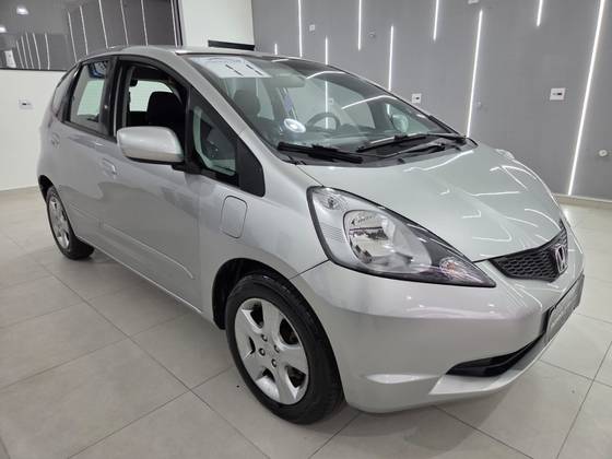 HONDA FIT 1.4 LXL 16V FLEX 4P AUTOMÁTICO HONDA FIT 1.4 LXL 16V FLEX 4P AUTOMÁTICO